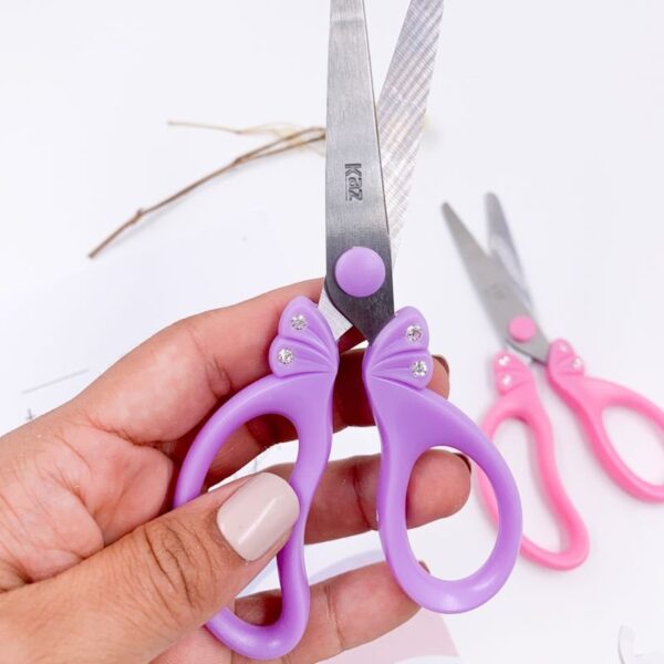 Tesoura fofa Borboleta Brilho 15 cm KAZ