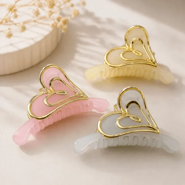 Presilha Piranha LOVE coração 6 cm - IMPORTADO - PACOTE 6 UND